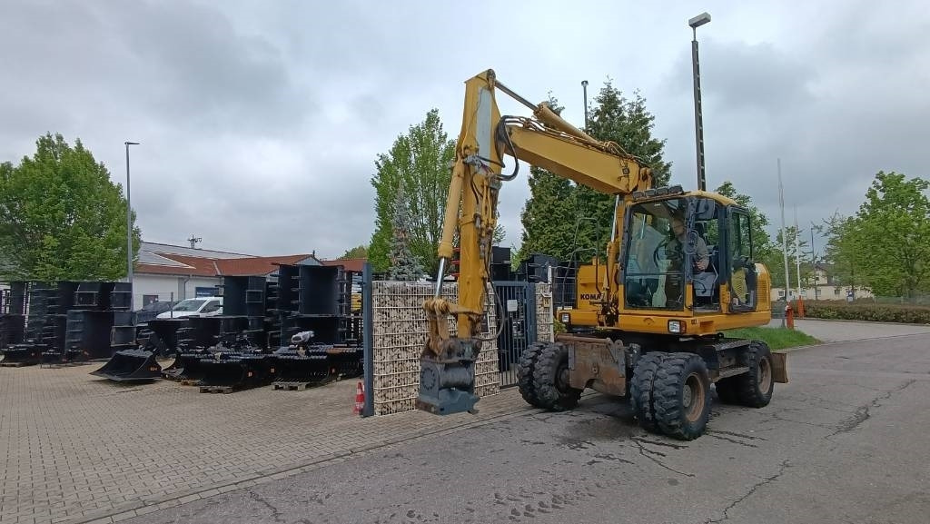Komatsu PW 140 Mobilbagger Powertilt Schnellwechsler MS 10 - Pelle sur pneus: photos 4 Komatsu PW 140 Mobilbagger Powertilt Schnellwechsler MS 10 - Pelle sur pneus: photos 4