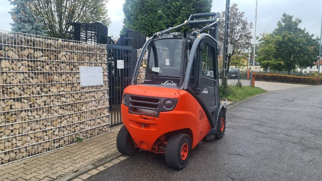 Linde H 30 D, Seitenschieber, Positionierer, Triplex - Chariot élévateur diesel: photos 5 Linde H 30 D, Seitenschieber, Positionierer, Triplex - Chariot élévateur diesel: photos 5