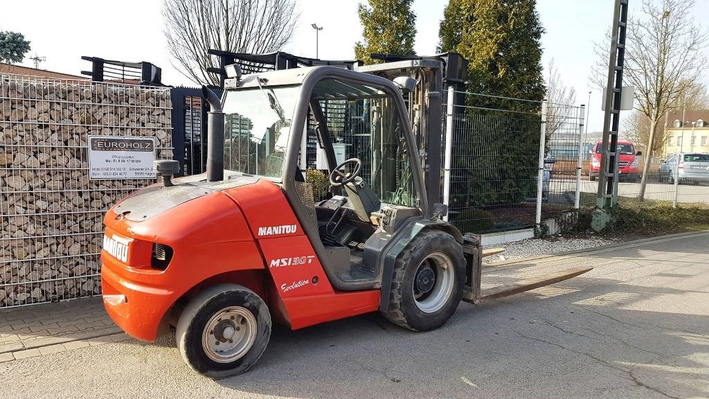 Manitou MSI 30 - Chariot élévateur diesel: photos 3 Manitou MSI 30 - Chariot élévateur diesel: photos 3