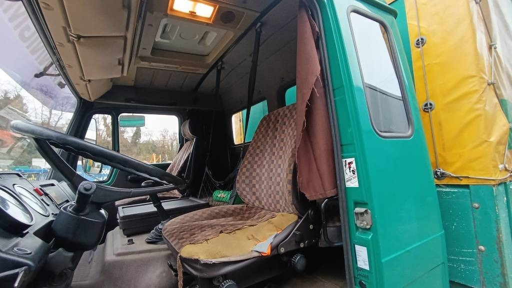 Mercedes-Benz SK 1628, Pritsche, Plane, Alubordwände 3-seitig - Camion à rideaux coulissants: photos 3 Mercedes-Benz SK 1628, Pritsche, Plane, Alubordwände 3-seitig - Camion à rideaux coulissants: photos 3