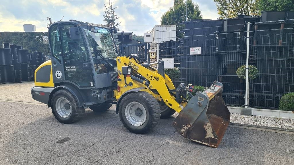 Wacker Neuson WL 38, 3. Steuerkreis Zusatzhydraulik, Radlader - Chargeuse sur pneus: photos 3 Wacker Neuson WL 38, 3. Steuerkreis Zusatzhydraulik, Radlader - Chargeuse sur pneus: photos 3