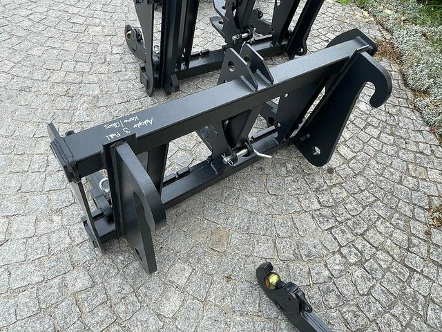 Big Adapter Kramer / Claas Scorpion auf 3 Punkt Aufnahme - Accessoire: photos 2 Big Adapter Kramer / Claas Scorpion auf 3 Punkt Aufnahme - Accessoire: photos 2