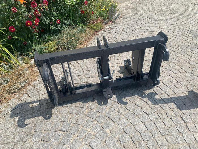 Big Adapter auf Dreipunkt KAT 3, Dieci, Agri Farmer - Accessoire: photos 1 Big Adapter auf Dreipunkt KAT 3, Dieci, Agri Farmer - Accessoire: photos 1