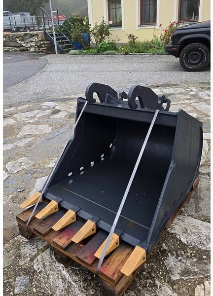 Big 90cm Tieflöffel mit CW10 Verachtert Aufnahme - Godet: photos 1 Big 90cm Tieflöffel mit CW10 Verachtert Aufnahme - Godet: photos 1