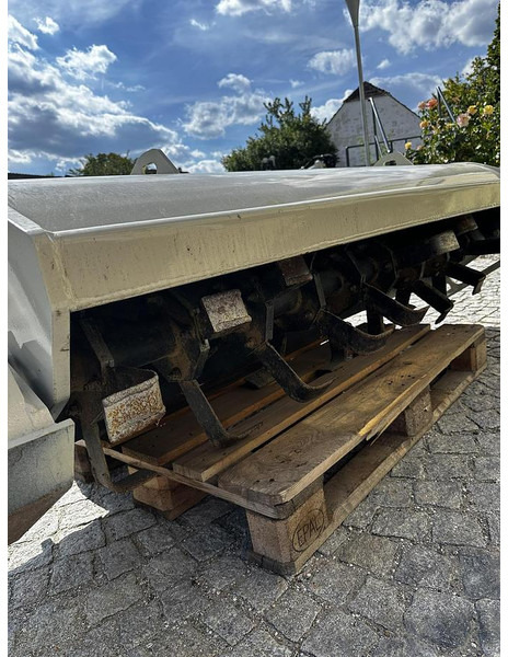 Cat LT18B TILLER - Outils du sol: photos 4 Cat LT18B TILLER - Outils du sol: photos 4