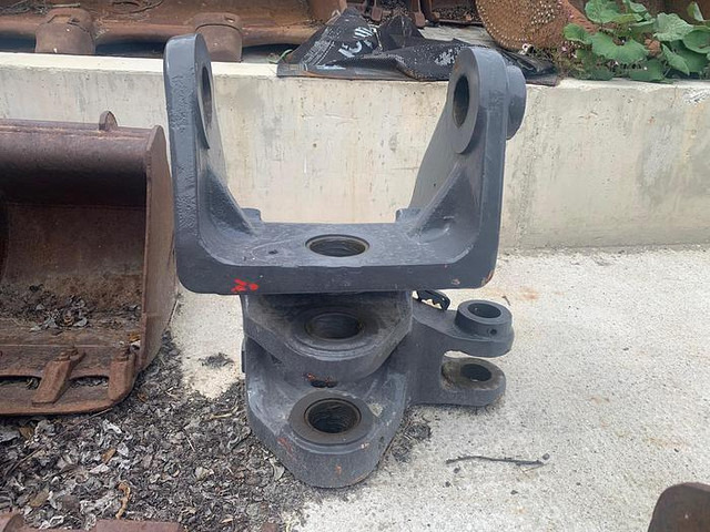 Volvo Stütze / Knickgelenk / Anbaubock passend zu Volvo ECR88 - Pelle: photos 3 Volvo Stütze / Knickgelenk / Anbaubock passend zu Volvo ECR88 - Pelle: photos 3