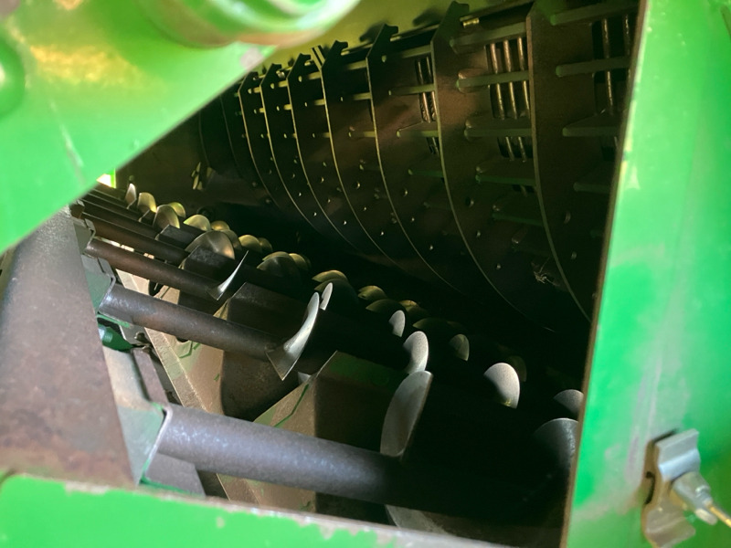 Moissonneuse-batteuse John Deere T670i mit 630X Schneidwerk: photos 16 Moissonneuse-batteuse John Deere T670i mit 630X Schneidwerk: photos 16