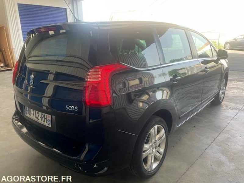 5008 PREMIUM 1.6 HDI 110cv 5 PLACES. 05/2010 . 255500 km - Voiture: photos 3 5008 PREMIUM 1.6 HDI 110cv 5 PLACES. 05/2010 . 255500 km - Voiture: photos 3
