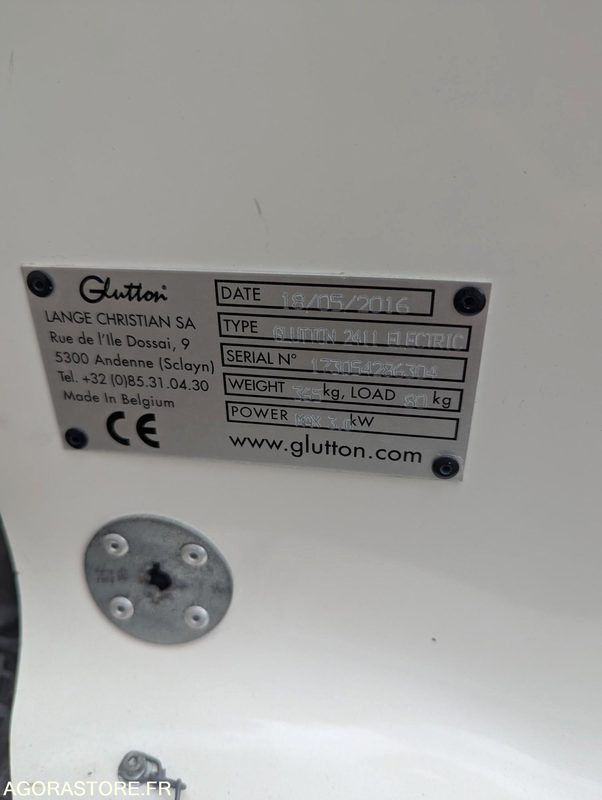 Aspirateurs GLUTTON 2411 électriques lot de 2 - Aspirateur industriel: photos 4 Aspirateurs GLUTTON 2411 électriques lot de 2 - Aspirateur industriel: photos 4