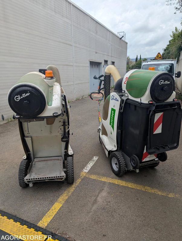 Aspirateurs GLUTTON 2411 électriques lot de 2 - Aspirateur industriel: photos 3 Aspirateurs GLUTTON 2411 électriques lot de 2 - Aspirateur industriel: photos 3