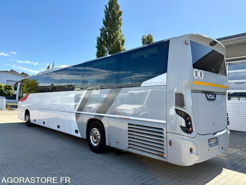 Autocar VDL BOVA FMD2 - 2020 - Moteur 215.000 km - EURO6 - Parc 964 - Bus scolaire: photos 3 Autocar VDL BOVA FMD2 - 2020 - Moteur 215.000 km - EURO6 - Parc 964 - Bus scolaire: photos 3