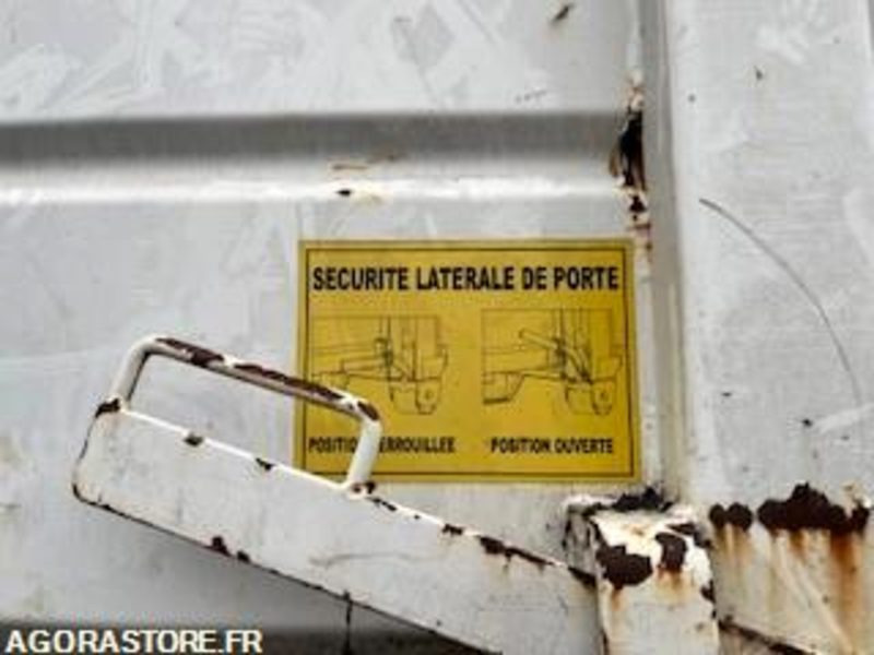 BENNE 15M3 - Benne ampliroll: photos 4 BENNE 15M3 - Benne ampliroll: photos 4