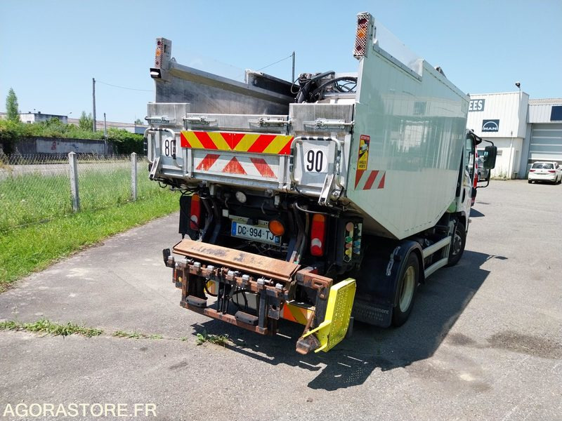BOM ISUZU SEMAT 7,5T // R60049 - Benne à ordures ménagères: photos 4 BOM ISUZU SEMAT 7,5T // R60049 - Benne à ordures ménagères: photos 4