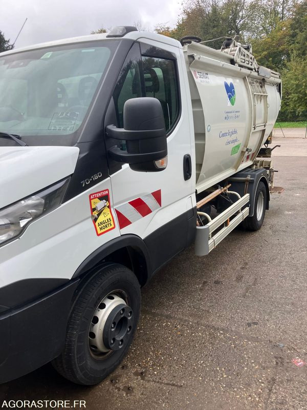 BOM IVECO 7 TONNES - Benne à ordures ménagères: photos 1 BOM IVECO 7 TONNES - Benne à ordures ménagères: photos 1
