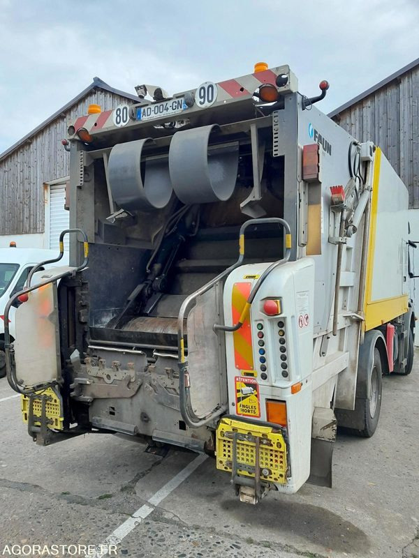 BOM MERCEDES AXOR 267385 kms 2009 - Benne à ordures ménagères: photos 5 BOM MERCEDES AXOR 267385 kms 2009 - Benne à ordures ménagères: photos 5