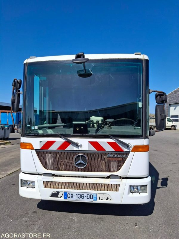 BOM Mercedes Econic 2013 240330 kms - Benne à ordures ménagères: photos 3 BOM Mercedes Econic 2013 240330 kms - Benne à ordures ménagères: photos 3