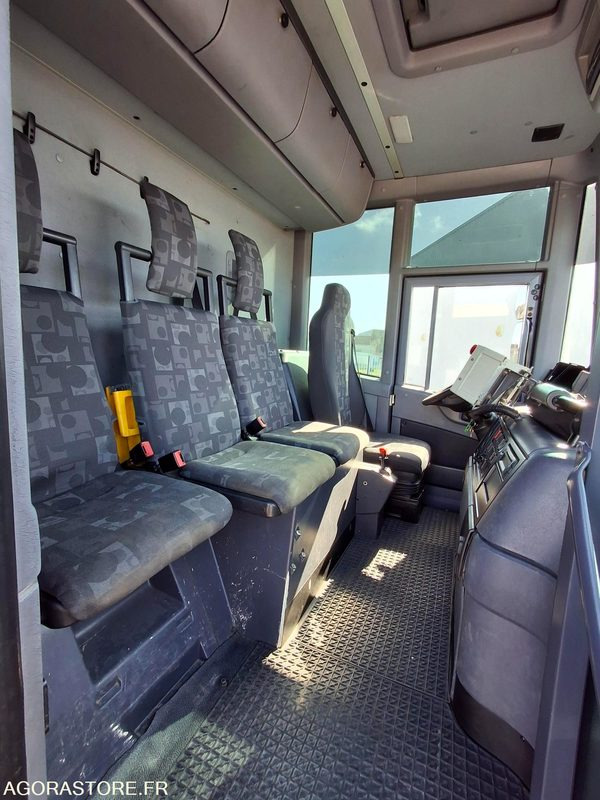 BOM Mercedes Econic 2013 240330 kms - Benne à ordures ménagères: photos 2 BOM Mercedes Econic 2013 240330 kms - Benne à ordures ménagères: photos 2