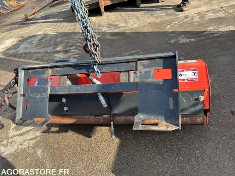 BROYEUR A FLEAU MURATORI MT2015155 2015 155CM POUR SKID - Matériel de jardinage: photos 2 BROYEUR A FLEAU MURATORI MT2015155 2015 155CM POUR SKID - Matériel de jardinage: photos 2