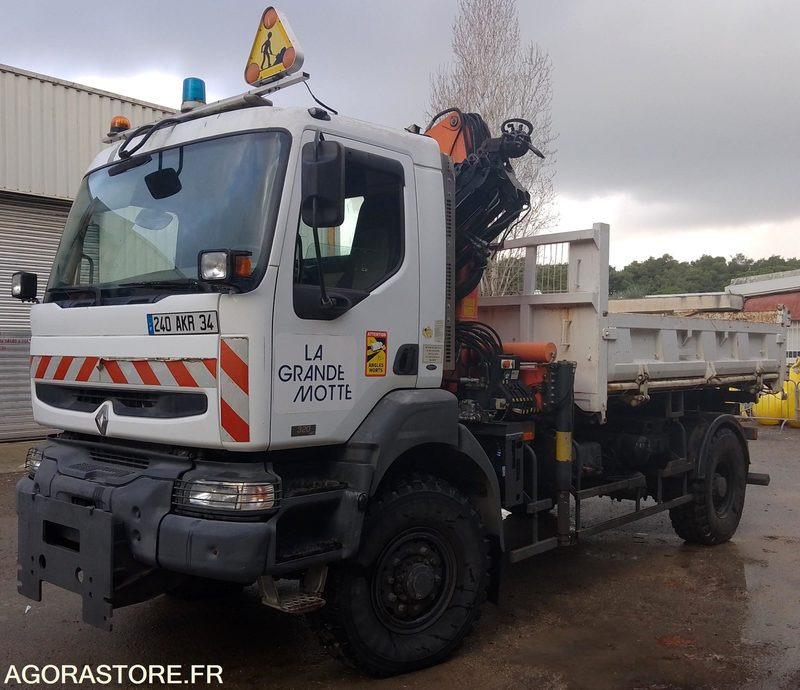 CAMION BENNE GRUE RENAULT 4X4 - Camion benne: photos 1 CAMION BENNE GRUE RENAULT 4X4 - Camion benne: photos 1