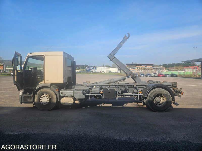 CAMION RENAULT 4X2 PREMIUM AMPLIROLL - Camion ampliroll: photos 1 CAMION RENAULT 4X2 PREMIUM AMPLIROLL - Camion ampliroll: photos 1