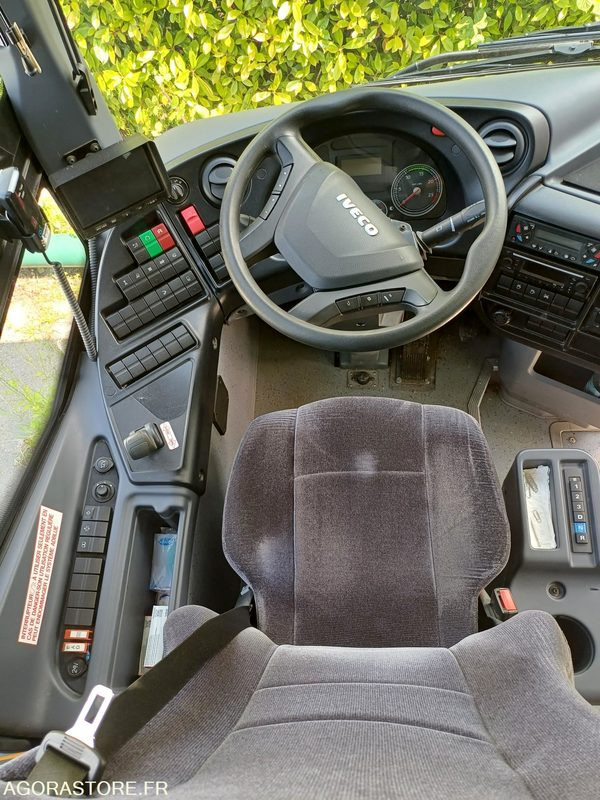 CAR IVECO Crossway 154196 kms 2018 - Bus scolaire: photos 4 CAR IVECO Crossway 154196 kms 2018 - Bus scolaire: photos 4