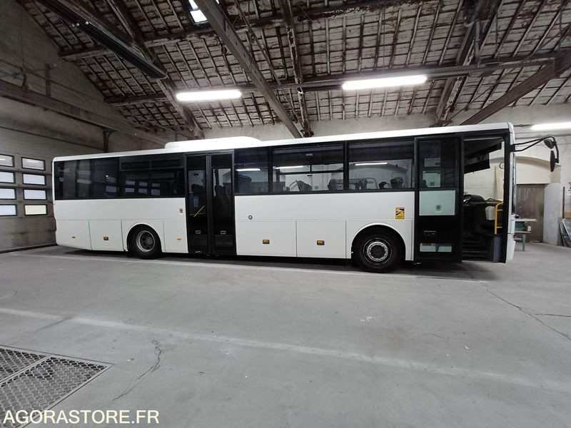 CAR MERCEDES INTOURO 1004 MEC 2010/560322km AT-351-GL - Bus scolaire: photos 2 CAR MERCEDES INTOURO 1004 MEC 2010/560322km AT-351-GL - Bus scolaire: photos 2