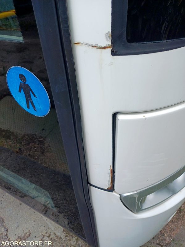 CAR MERCEDES INTOURO 436244 kms 2010 - Bus scolaire: photos 4 CAR MERCEDES INTOURO 436244 kms 2010 - Bus scolaire: photos 4