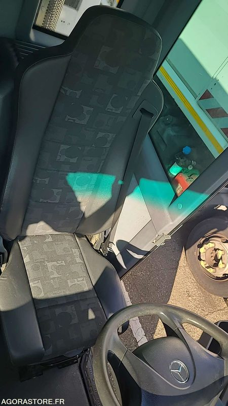 CG 622 LE - MERCEDES ECONIC 2633 - 2013 - 203000KM - Benne à ordures ménagères: photos 4 CG 622 LE - MERCEDES ECONIC 2633 - 2013 - 203000KM - Benne à ordures ménagères: photos 4