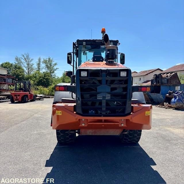 CHARGEUR HITACHI ZW180-6 2019 9270 HEURES - Chargeuse: photos 3 CHARGEUR HITACHI ZW180-6 2019 9270 HEURES - Chargeuse: photos 3