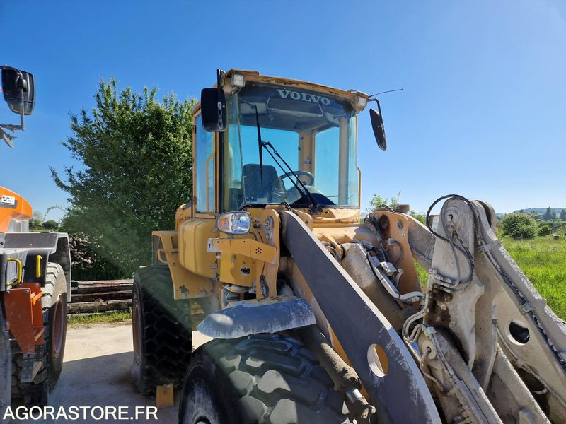 CHARGEUSE VOLVO L60E - 2005 / 6 670 HEURES - Chargeuse: photos 5 CHARGEUSE VOLVO L60E - 2005 / 6 670 HEURES - Chargeuse: photos 5