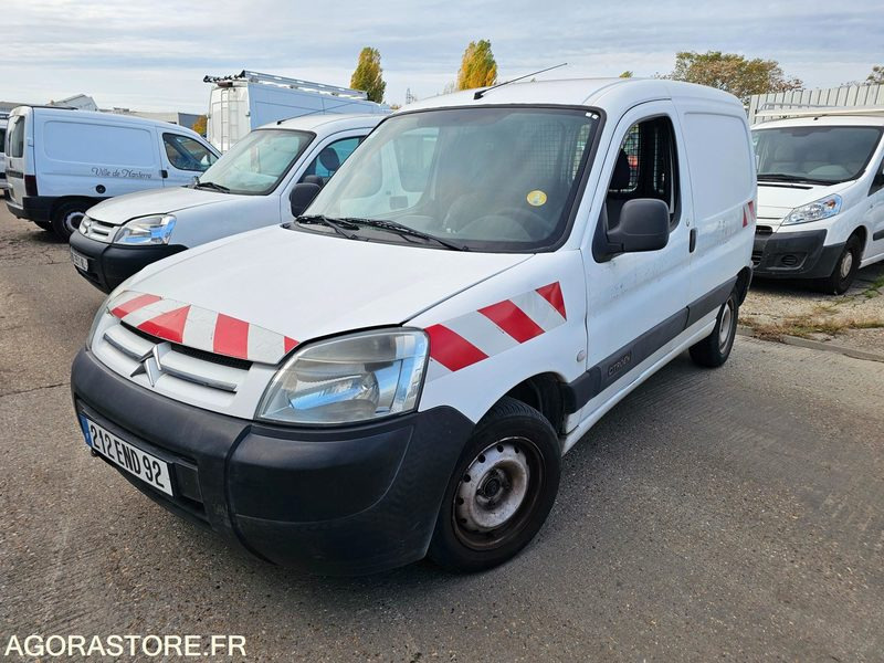 CITROEN BERLINGO - 2005 - 195086KM - 212END92 - Fourgonnette: photos 1 CITROEN BERLINGO - 2005 - 195086KM - 212END92 - Fourgonnette: photos 1