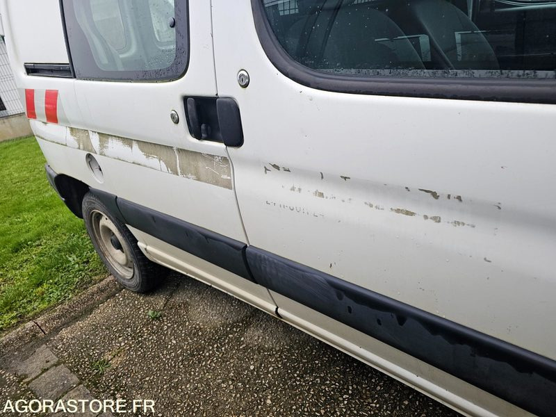 Fourgonnette CITROEN BERLINGO - 2010 - 221150KM - BE642VQ: photos 15
