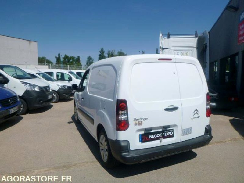 CITROEN BERLINGO UTILITAIRE BOITE AUTO - Fourgonnette: photos 4 CITROEN BERLINGO UTILITAIRE BOITE AUTO - Fourgonnette: photos 4