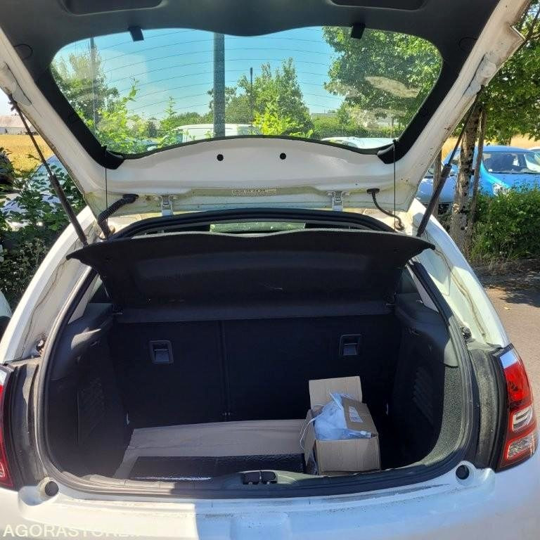 CITROEN C3 II 1.0 VTi 68 cv - Voiture: photos 5 CITROEN C3 II 1.0 VTi 68 cv - Voiture: photos 5