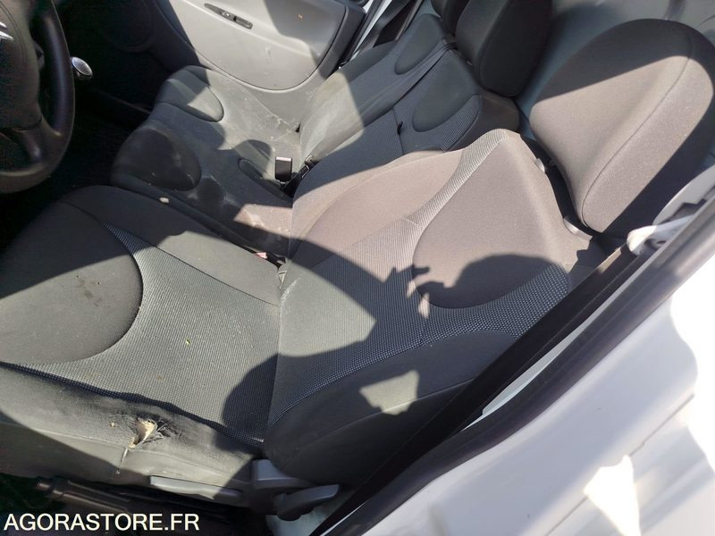 CITROEN JUMPY CC-643 - 2013 - Fourgon utilitaire: photos 4 CITROEN JUMPY CC-643 - 2013 - Fourgon utilitaire: photos 4