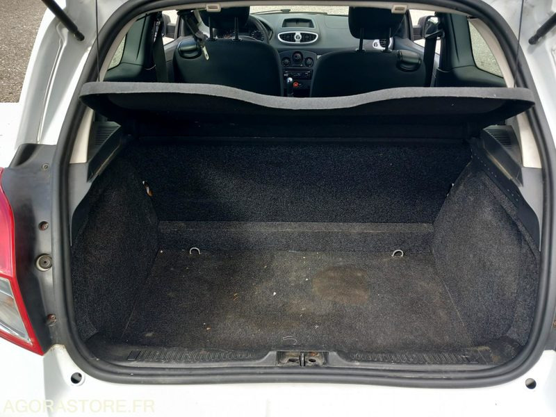 CLIO 3 PORTES DCI65 (BR116) - Voiture: photos 3 CLIO 3 PORTES DCI65 (BR116) - Voiture: photos 3