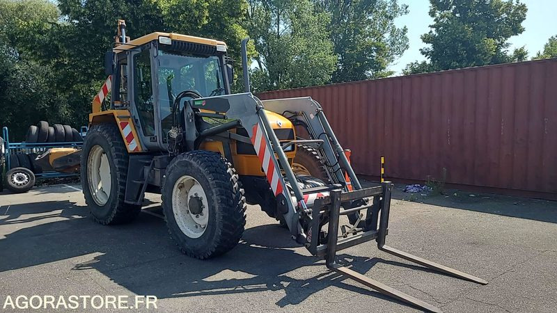 CN 071 QD - RENAULT TEMIS 610X - 2004 - H3922EA3921365 - Tracteur agricole: photos 1 CN 071 QD - RENAULT TEMIS 610X - 2004 - H3922EA3921365 - Tracteur agricole: photos 1