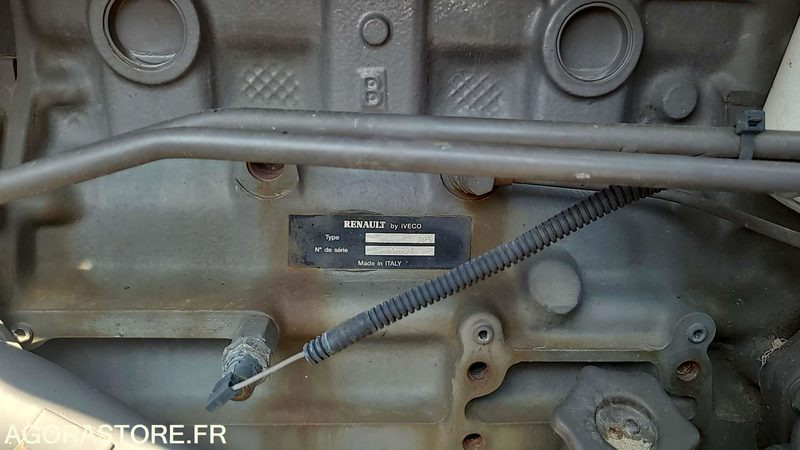 CN 071 QD - RENAULT TEMIS 610X - 2004 - H3922EA3921365 - Tracteur agricole: photos 4 CN 071 QD - RENAULT TEMIS 610X - 2004 - H3922EA3921365 - Tracteur agricole: photos 4