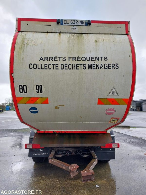 Camion BOM Renault C 2017 80000kms - Benne à ordures ménagères: photos 4 Camion BOM Renault C 2017 80000kms - Benne à ordures ménagères: photos 4