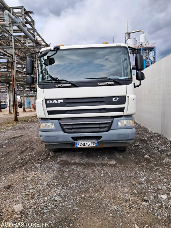 DAF - CF75 - Benne - 2007 / 200521 KM (2892) - Camion: photos 2 DAF - CF75 - Benne - 2007 / 200521 KM (2892) - Camion: photos 2