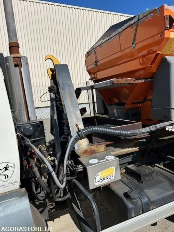 LINDNER UNITRAC 102C AMPLIROLL + LAME + SALEUSE 2008 5050 HEURES - Camion: photos 3 LINDNER UNITRAC 102C AMPLIROLL + LAME + SALEUSE 2008 5050 HEURES - Camion: photos 3