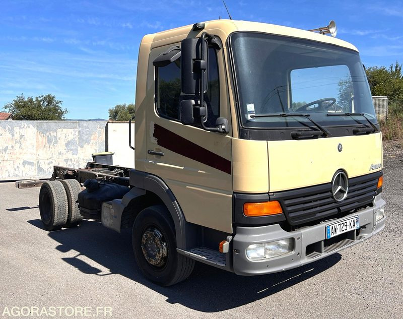 MERCEDES ATEGO 815 CHASSIS CABINE - Camion: photos 2 MERCEDES ATEGO 815 CHASSIS CABINE - Camion: photos 2