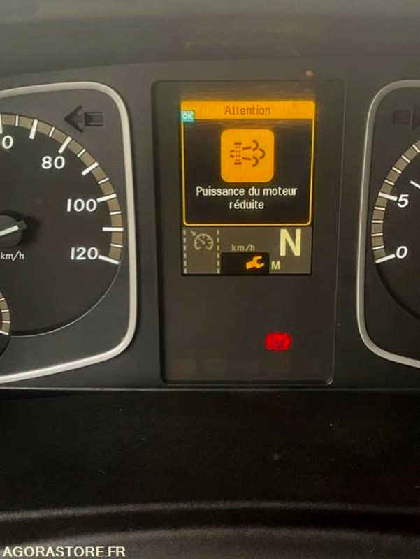 Camion Mercedes Atego 2017 Boite automatique: photos 42