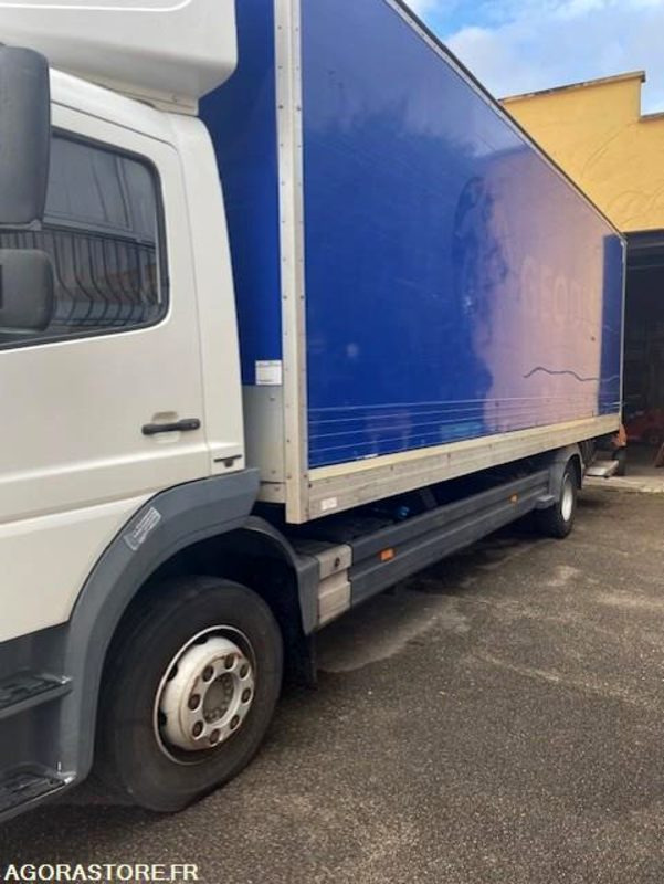 Camion Mercedes Atego 2017 Boite automatique: photos 27
