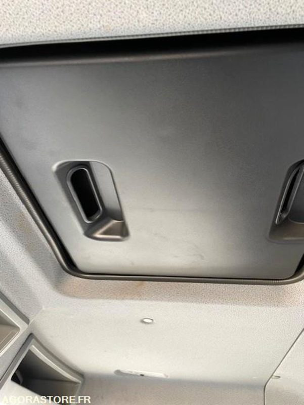 Camion Mercedes Atego 2017 Boite automatique: photos 13