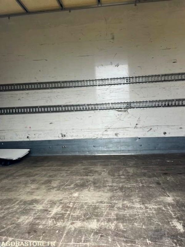 Camion Mercedes Atego 2017 Boite automatique: photos 33