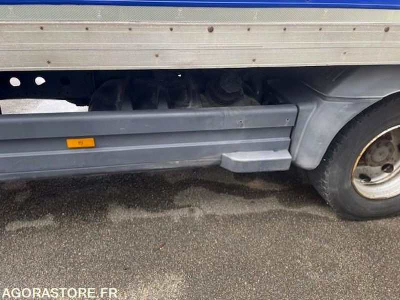 Camion Mercedes Atego 2017 Boite automatique: photos 29