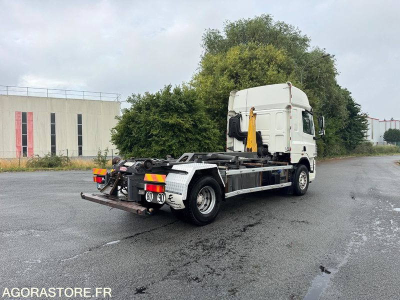 Porteur DAF CF460 19T Ampliroll GUIMA - 2009 - 801000km - Camion: photos 3 Porteur DAF CF460 19T Ampliroll GUIMA - 2009 - 801000km - Camion: photos 3