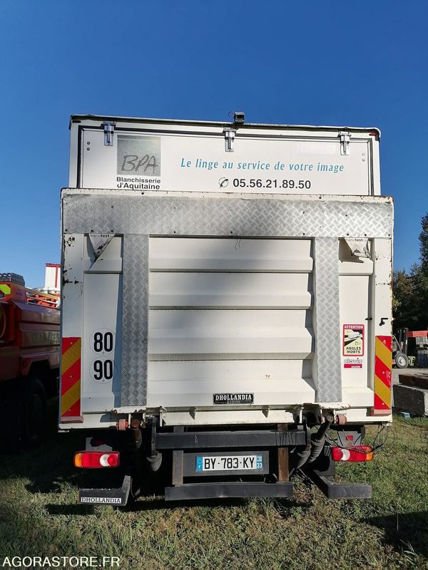 Porteur Renault Midlum - 2011 - 470000 Kms - Camion: photos 3 Porteur Renault Midlum - 2011 - 470000 Kms - Camion: photos 3