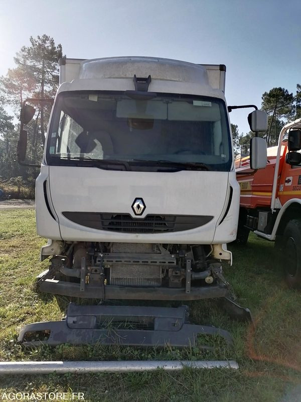 Porteur Renault Midlum - 2011 - 470000 Kms - Camion: photos 4 Porteur Renault Midlum - 2011 - 470000 Kms - Camion: photos 4